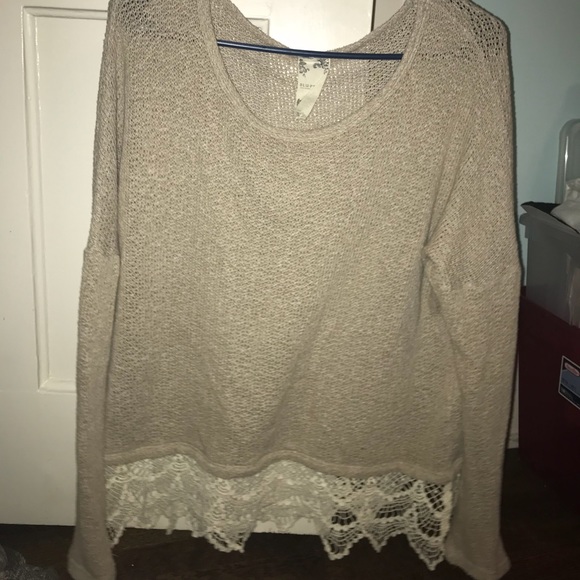 sweater - Picture 1 of 1